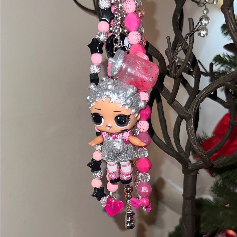 #4 LOL Doll Keycharm